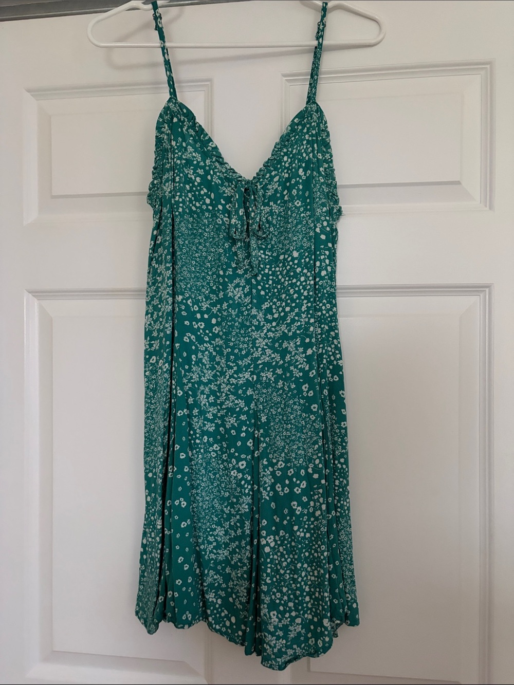 Green Floral Spaghetti-Strap Sundress